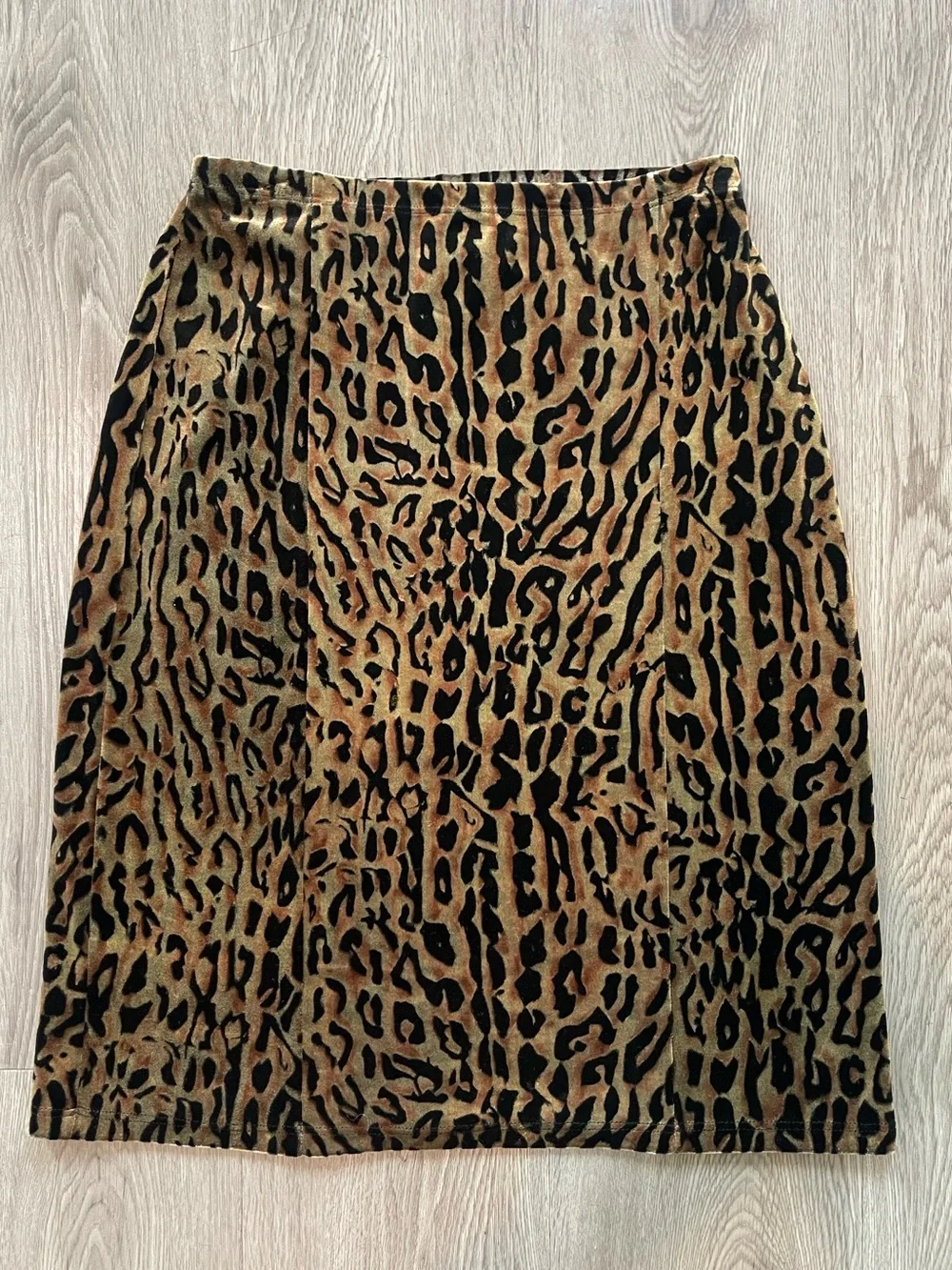 Vtg 90s Natalie rose Los Angeles Leopard print midi skirt